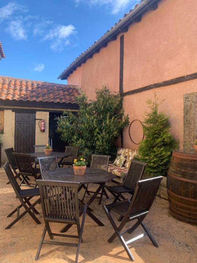 Casa Rural Dos Reales San Cristobal de Boedo Eksteriør bilde