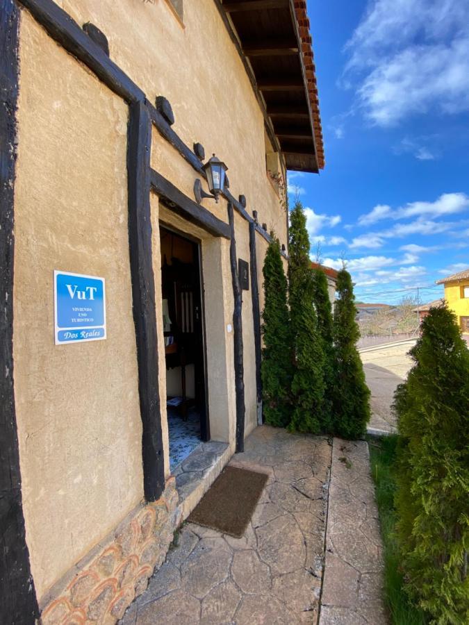 Casa Rural Dos Reales San Cristobal de Boedo Eksteriør bilde