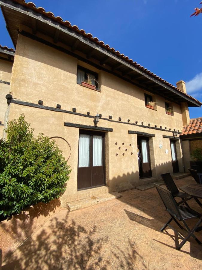 Casa Rural Dos Reales San Cristobal de Boedo Eksteriør bilde