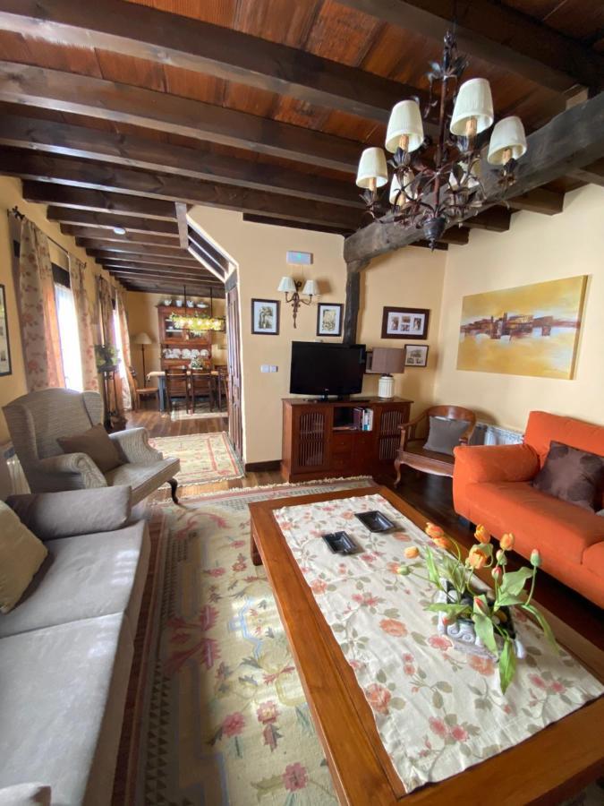 Casa Rural Dos Reales San Cristobal de Boedo Eksteriør bilde