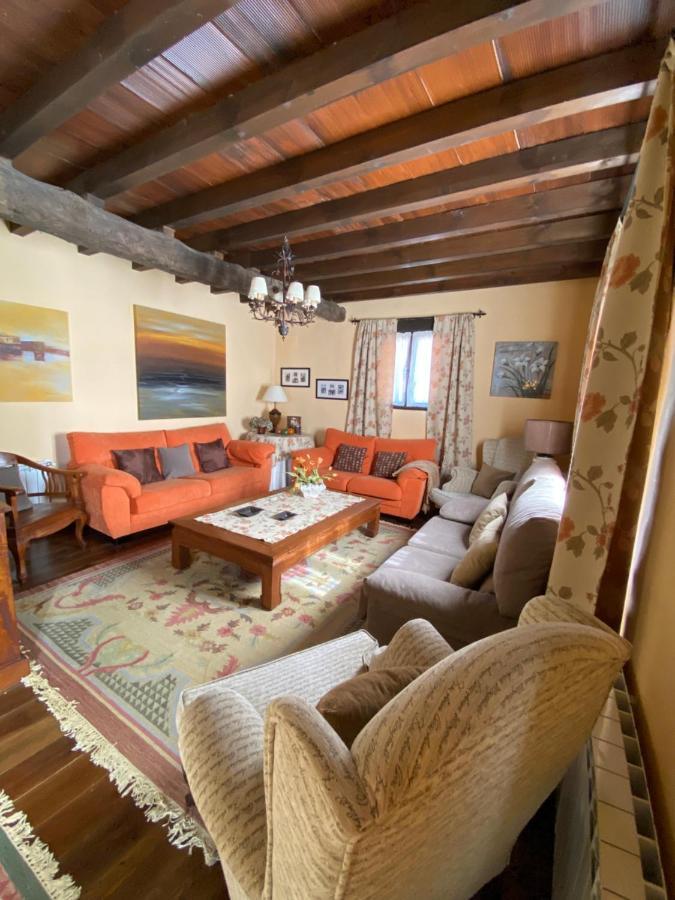 Casa Rural Dos Reales San Cristobal de Boedo Eksteriør bilde