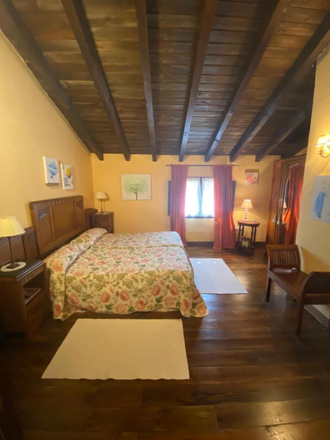 Casa Rural Dos Reales San Cristobal de Boedo Eksteriør bilde